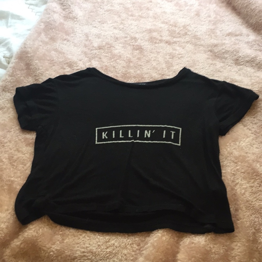Black killin’ it crop top